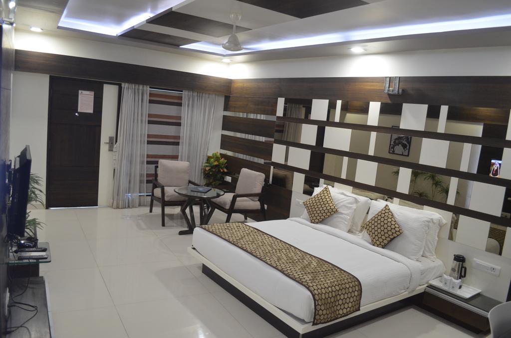 Kostamar Beach Resort Diu Kamer foto